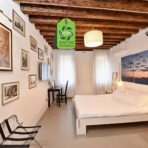 Gasthuis Sottopiano - Comfort In The Center